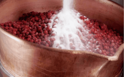 Zoom on the sugar for jam in the manufacture of our jams Maison Andrésy!